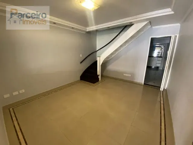 Sobrado 3 quartos e 3 banheiros, à venda, no bairro Vila Aricanduva em São Paulo