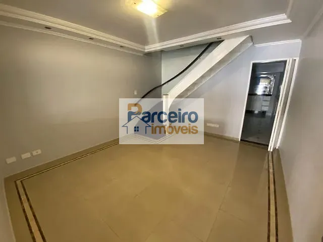 Sobrado 3 quartos e 3 banheiros, à venda, no bairro Vila Aricanduva em São Paulo