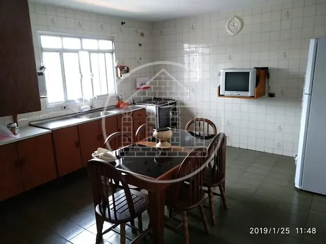 Sobrado com 200m² 4 quartos e 4 banheiros, à venda, no bairro Chácara das Corujas em São Paulo