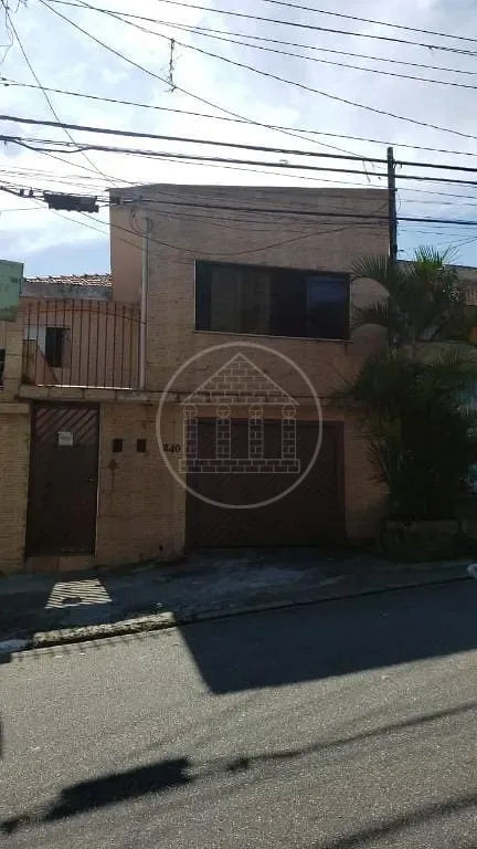 Sobrado, 4 quartos, 195 m² - Foto 1