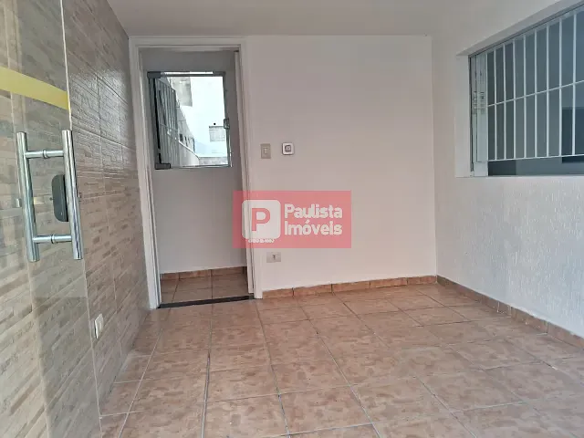 Sobrado com 175m², para alugar, no bairro Campo Belo em São Paulo