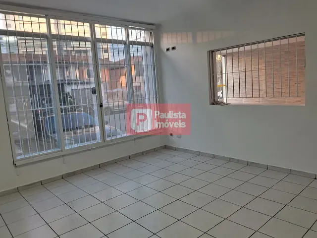 Sobrado com 175m², para alugar, no bairro Campo Belo em São Paulo