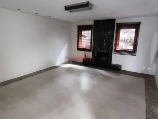 Sobrado 3 quartos e 8 banheiros, para alugar, no bairro Parque Terra Nova II em São Bernardo do Campo