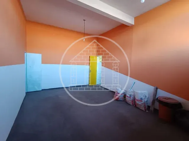 Sobrado com 350m² 4 quartos e 3 banheiros, à venda, no bairro Jardim Noronha em São Paulo