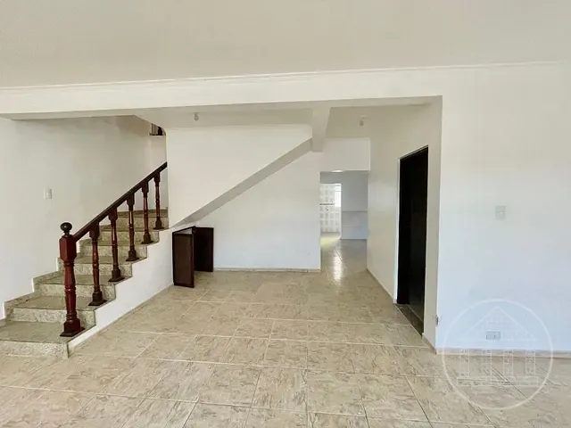 Sobrado com 250m² 4 quartos e 4 banheiros, à venda, no bairro Jardim Campinas em São Paulo