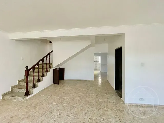 Sobrado com 250m² 4 quartos e 4 banheiros, à venda, no bairro Jardim Campinas em São Paulo