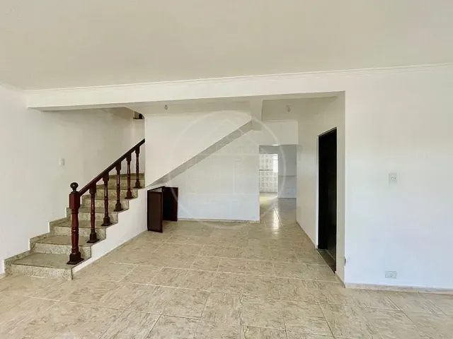 Sobrado com 250m² 4 quartos e 4 banheiros, à venda, no bairro Jardim Campinas em São Paulo