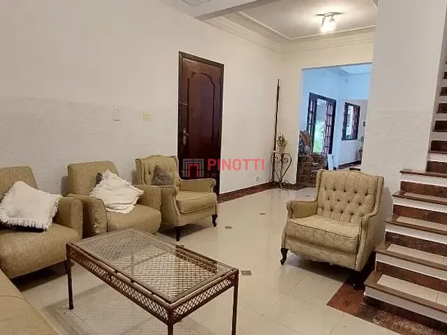 Sobrado 4 quartos e 2 banheiros, à venda ou para alugar, no bairro Jardim Nova Petrópolis em São Bernardo do Campo