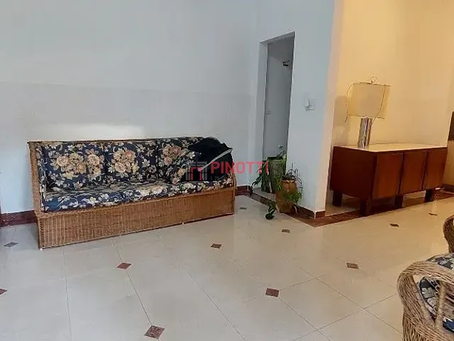 Sobrado 4 quartos e 2 banheiros, à venda ou para alugar, no bairro Jardim Nova Petrópolis em São Bernardo do Campo