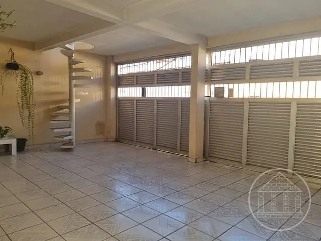 Sobrado com 168m² 3 quartos e 2 banheiros, à venda, no bairro Parque Planalto em São Paulo