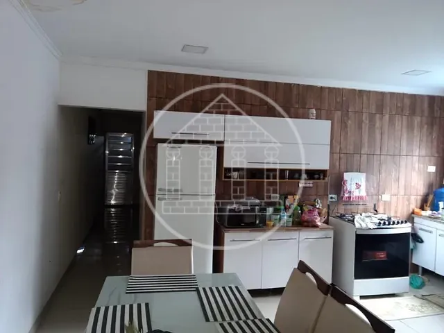 Sobrado com 216m² 4 quartos e 2 banheiros, à venda, no bairro Balneário São José em São Paulo