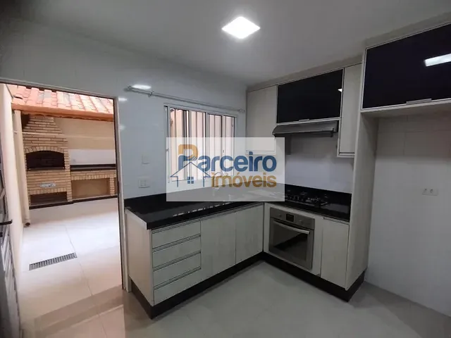 Sobrado com 143m² 3 quartos e 2 banheiros, à venda, no bairro Capão do Embira em São Paulo