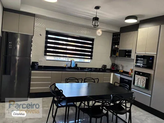 Sobrado 3 quartos e 1 banheiro, à venda, no bairro Penha de França em São Paulo