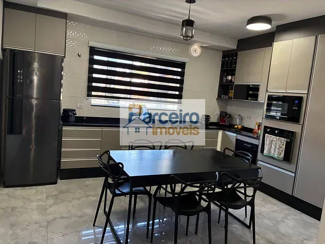 Sobrado 3 quartos e 1 banheiro, à venda, no bairro Penha de França em São Paulo