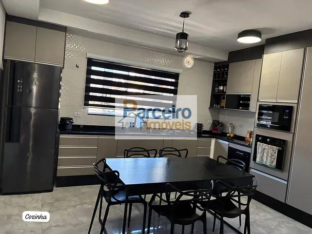 Sobrado 3 quartos e 1 banheiro, à venda, no bairro Penha de França em São Paulo