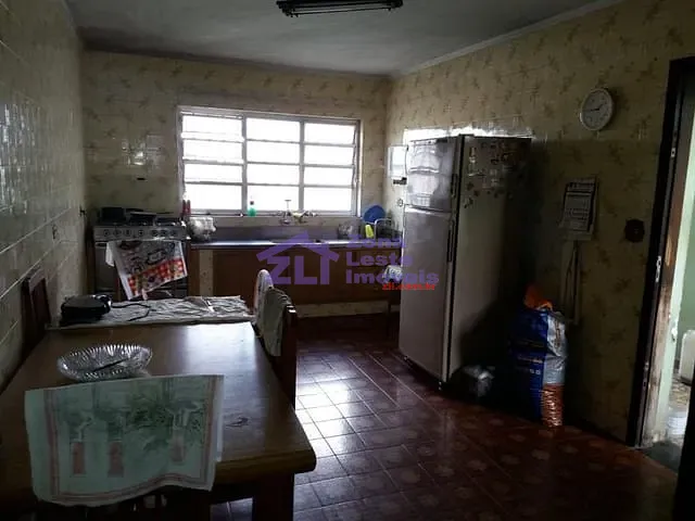 Sobrado com 180m² 4 quartos e 3 banheiros, à venda, no bairro Jardim Vila Formosa em São Paulo