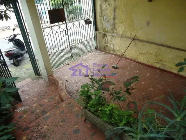 Sobrado com 188m² 3 quartos e 2 banheiros, à venda, no bairro Cidade Mãe do Céu em São Paulo
