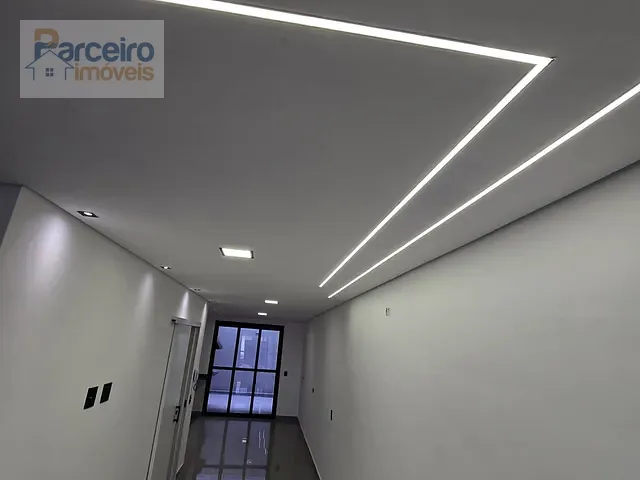 Sobrado com 125m² 3 quartos e 3 banheiros, à venda, no bairro Jardim Ipanema (Cidade Líder) em São Paulo