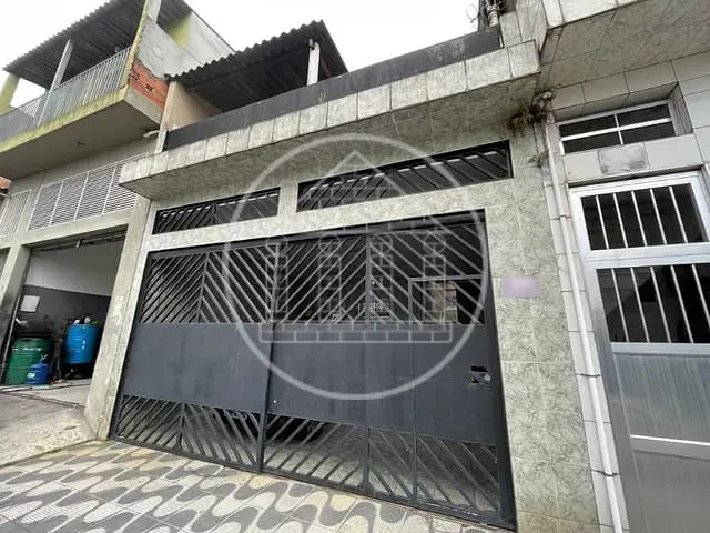 Sobrado com 127m² 3 quartos e 2 banheiros, à venda, no bairro Jardim Santa Fé (Zona Sul) em São Paulo