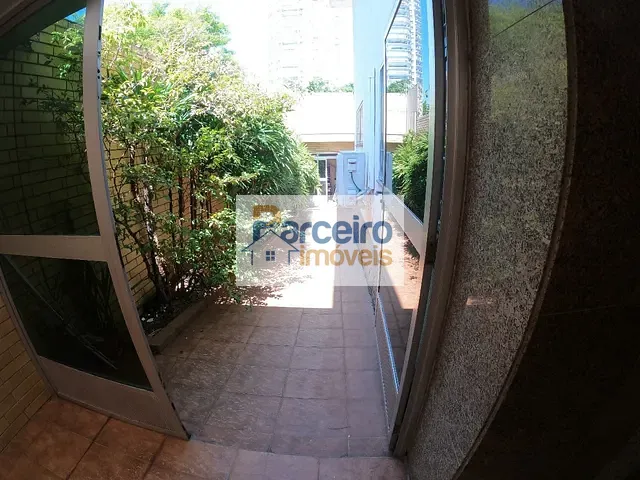 Sobrado com 260m² 3 quartos e 4 banheiros, à venda ou para alugar, no bairro Jardim Anália Franco em São Paulo