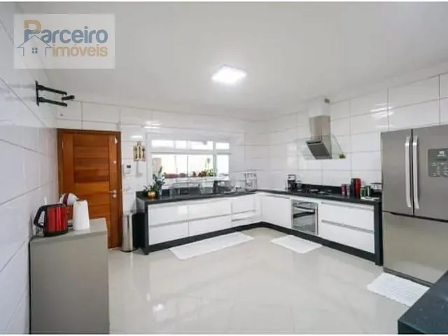 Sobrado 4 quartos e 2 banheiros, à venda, no bairro Penha de França em São Paulo