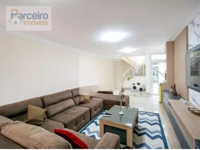 Sobrado 4 quartos e 2 banheiros, à venda, no bairro Penha de França em São Paulo