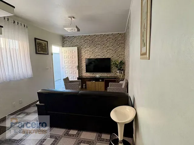 Sobrado com 200m² 4 quartos e 3 banheiros, à venda, no bairro Jardim Danfer em São Paulo
