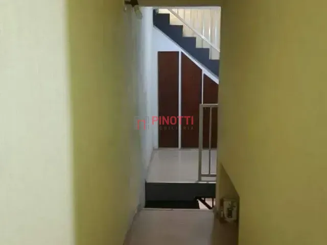 Sobrado 3 quartos e 3 banheiros, à venda, no bairro Conjunto Habitacional São Fernando em São Bernardo do Campo