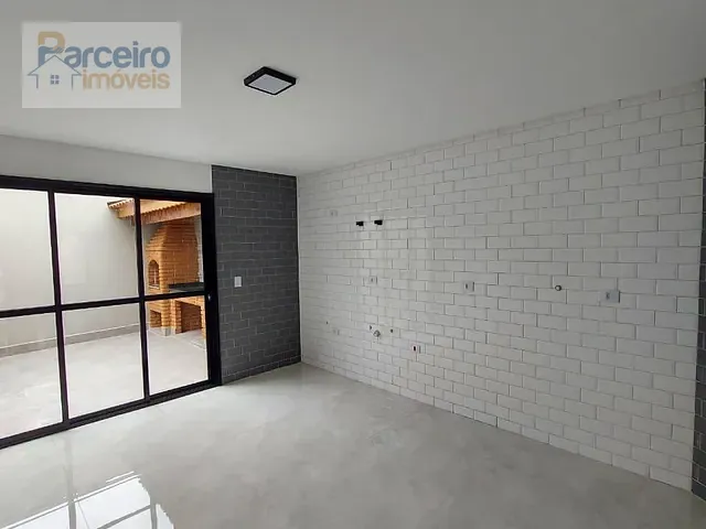 Sobrado 3 quartos e 1 banheiro, à venda, no bairro Vila Buenos Aires em São Paulo