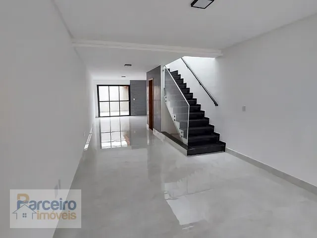 Sobrado 3 quartos e 1 banheiro, à venda, no bairro Vila Buenos Aires em São Paulo