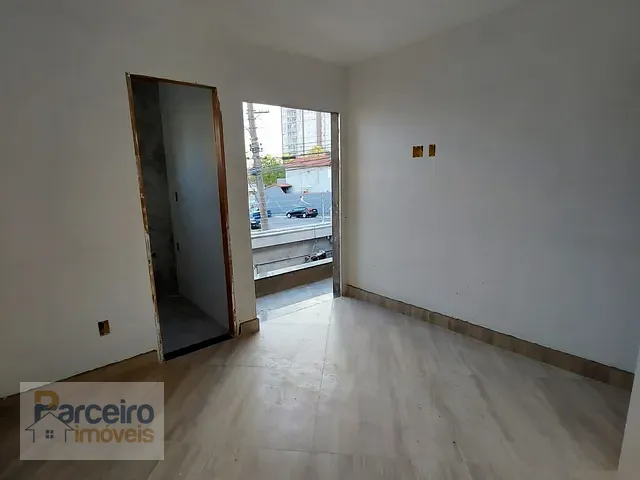 Sobrado 2 quartos e 2 banheiros, à venda, no bairro Vila Ré em São Paulo