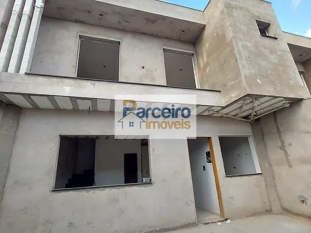Sobrado 2 quartos e 2 banheiros, à venda, no bairro Vila Ré em São Paulo