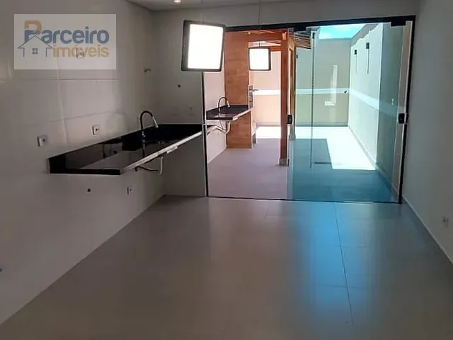 Sobrado 3 quartos e 1 banheiro, à venda, no bairro Cidade Líder em São Paulo