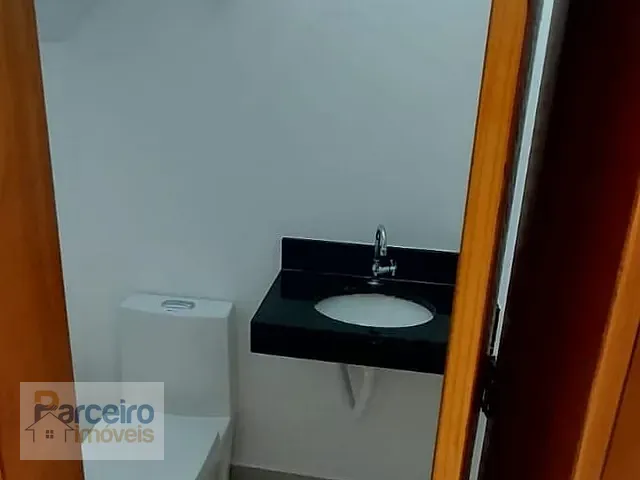 Sobrado 3 quartos e 1 banheiro, à venda, no bairro Cidade Líder em São Paulo