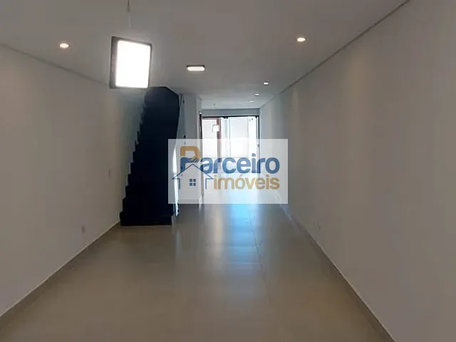 Sobrado 3 quartos e 1 banheiro, à venda, no bairro Cidade Líder em São Paulo