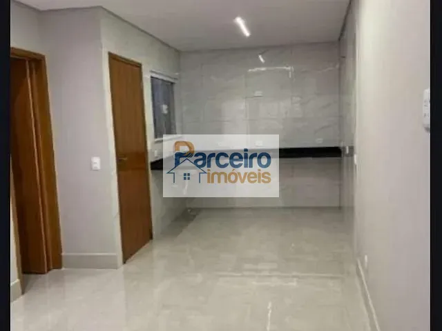 Sobrado 2 quartos e 1 banheiro, à venda, no bairro Vila Esperança em São Paulo