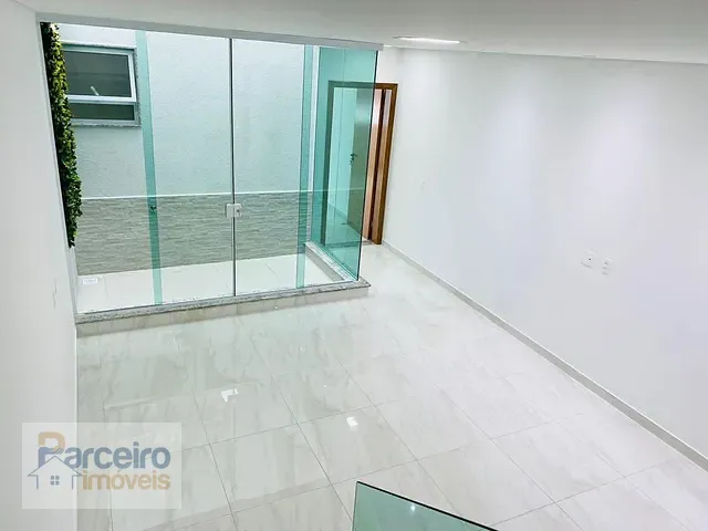Sobrado com 220m² 3 quartos e 5 banheiros, à venda, no bairro Vila Esperança em São Paulo