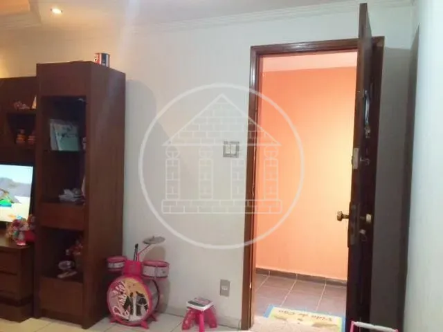 Sobrado com 125m² 4 quartos e 2 banheiros, à venda, no bairro Jardim Guarapiranga em São Paulo