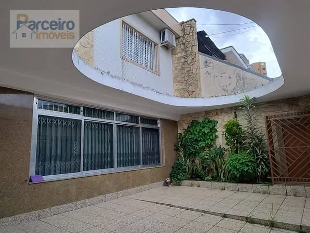Sobrado com 300m² 4 quartos e 2 banheiros, à venda ou para alugar, no bairro Vila Carrão em São Paulo