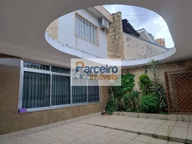 Sobrado com 300m² 4 quartos e 2 banheiros, à venda ou para alugar, no bairro Vila Carrão em São Paulo