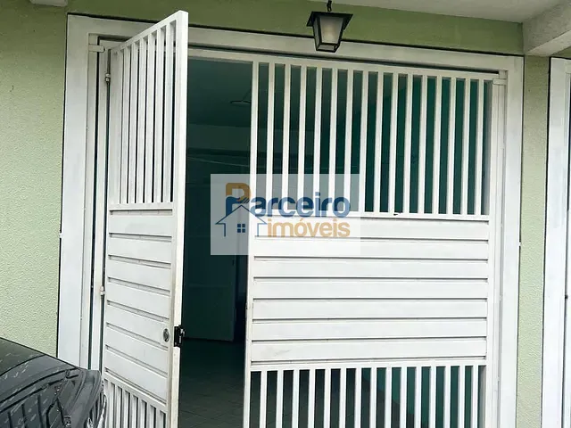 Sobrado 3 quartos e 2 banheiros, à venda, no bairro Vila Aricanduva em São Paulo