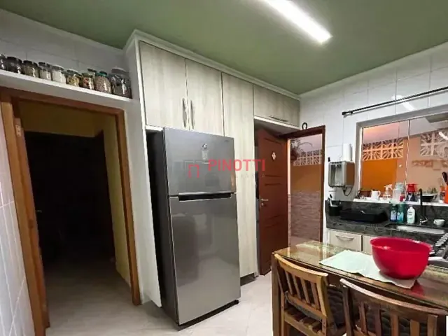 Sobrado 4 quartos e 3 banheiros, à venda, no bairro Nova Petrópolis em São Bernardo do Campo