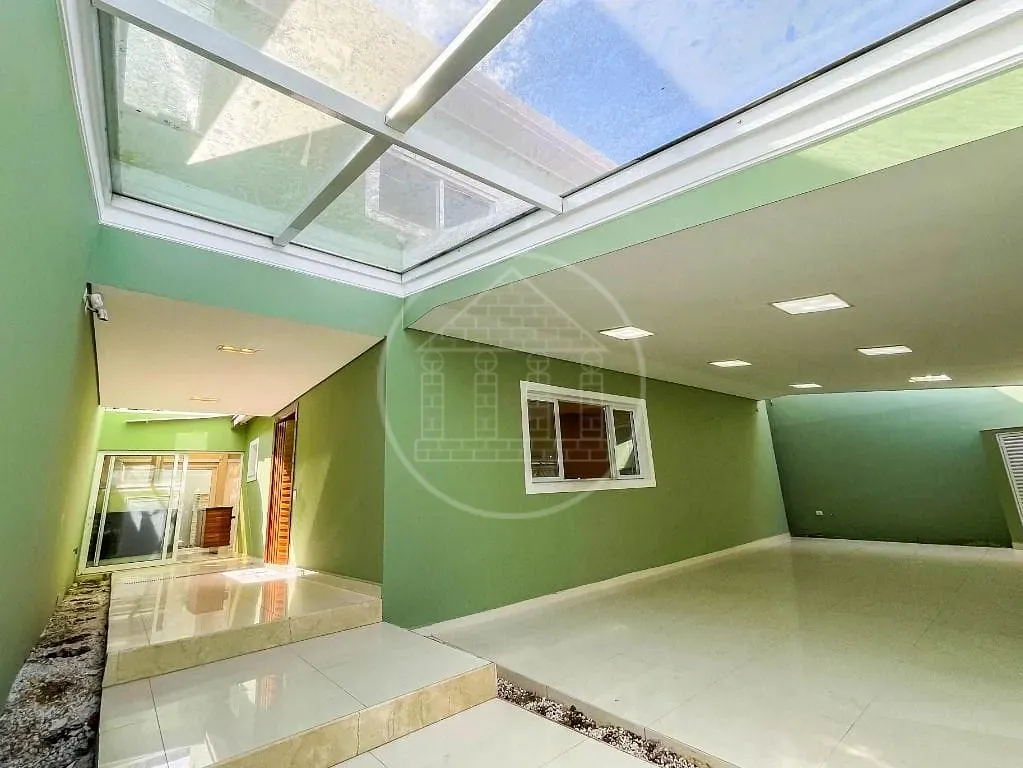 Sobrado, 3 quartos, 250 m² - Foto 1