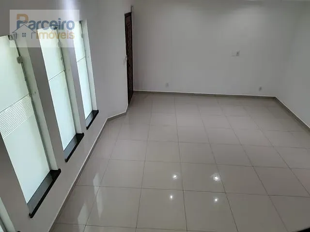 Sobrado com 201m² 4 quartos e 3 banheiros, à venda, no bairro Vila Aricanduva em São Paulo