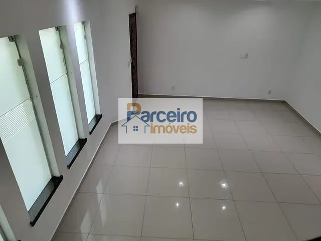 Sobrado com 201m² 4 quartos e 3 banheiros, à venda, no bairro Vila Aricanduva em São Paulo