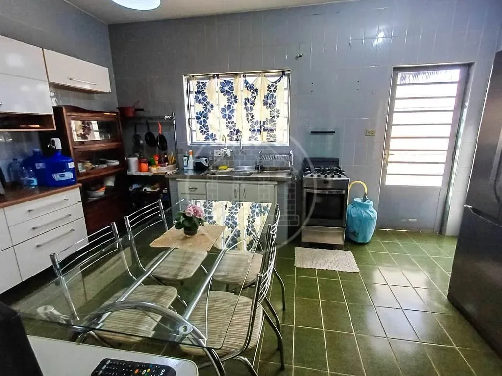 Sobrado, 3 quartos, 219 m² - Foto 8