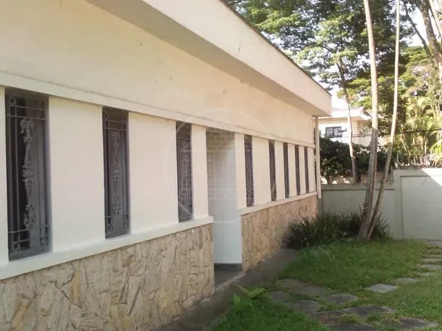 Sobrado com 696m² 4 quartos e 3 banheiros, à venda, no bairro Interlagos em São Paulo
