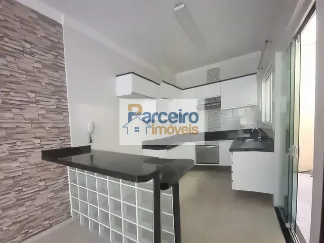 Sobrado com 60m² 2 quartos e 1 banheiro, à venda, no bairro Parada XV de Novembro em São Paulo