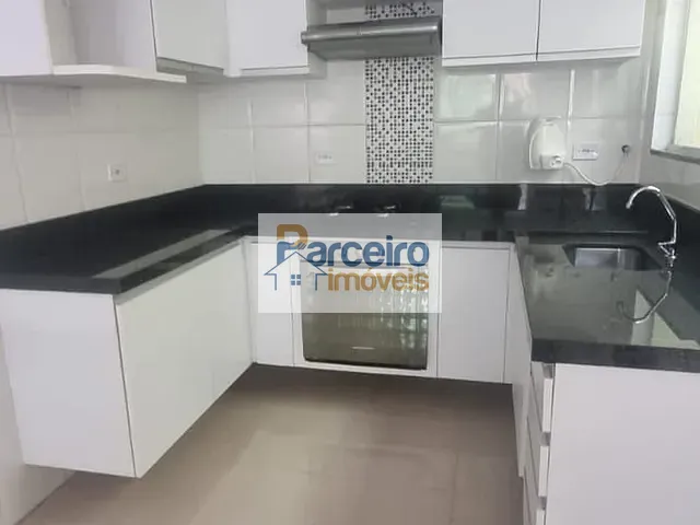 Sobrado com 60m² 2 quartos e 1 banheiro, à venda, no bairro Parada XV de Novembro em São Paulo