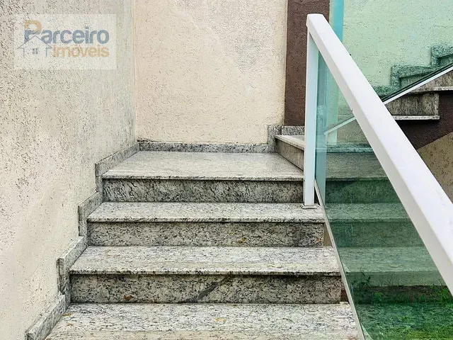 Sobrado com 128m² 3 quartos e 1 banheiro, à venda ou para alugar, no bairro Cidade Patriarca em São Paulo